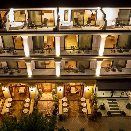 Apartmanhotel Ansira 4*