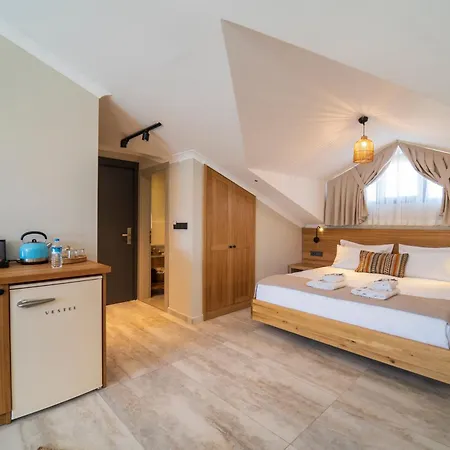 Apartmanhotel Ansira 4*