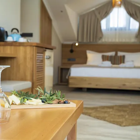 Apartmanhotel Ansira