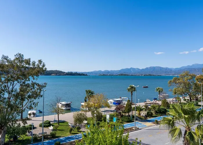 Ansira Aparthotel 4*