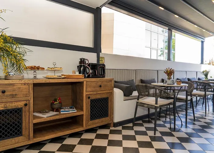 Ansira 公寓式酒店