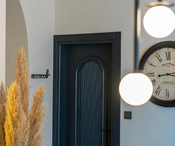 Ansira Aparthotel 4*