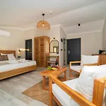 Ansira 아파트호텔